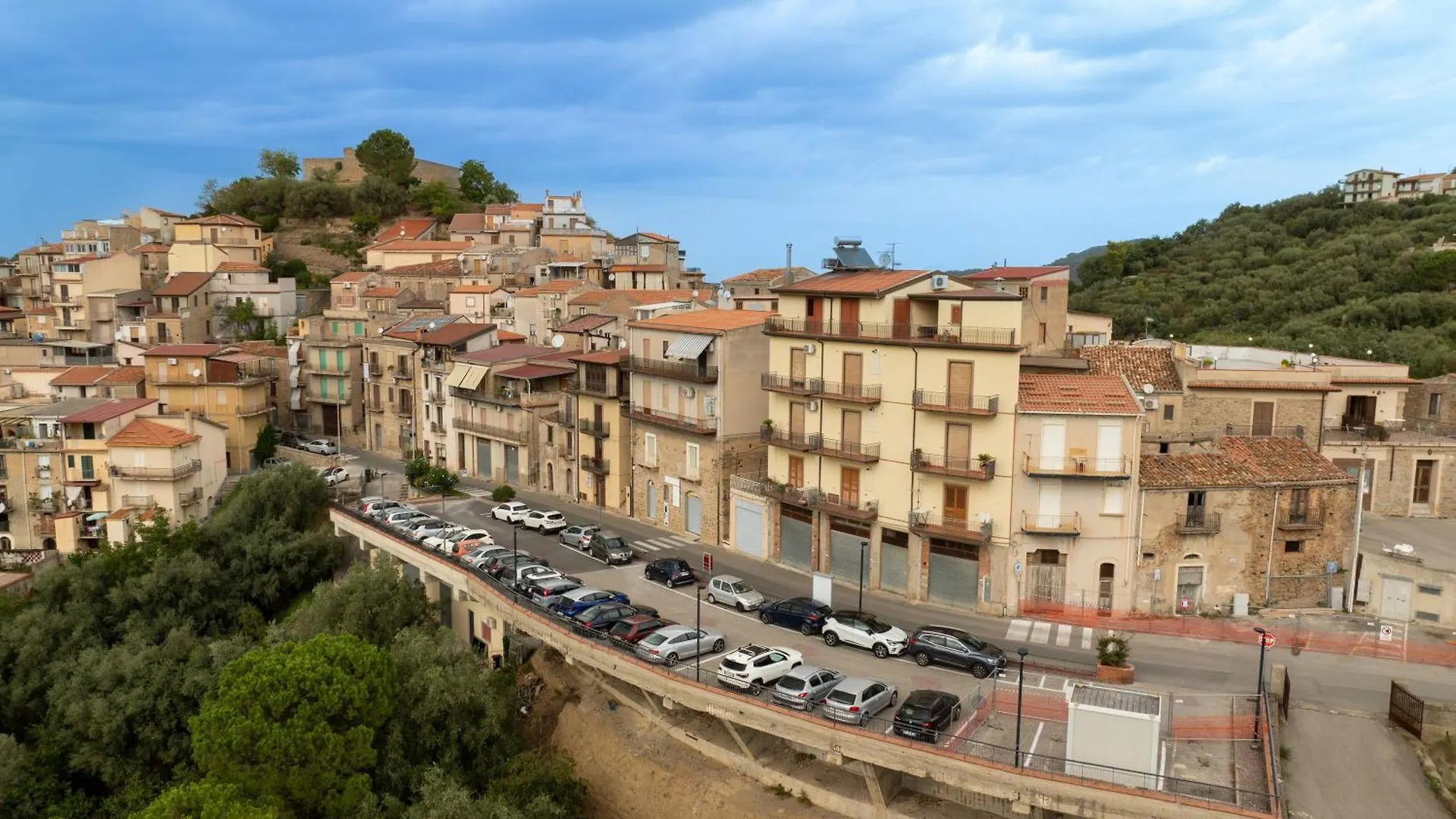 Antica Dimora Marinelli Hotel Ficarra 0*,