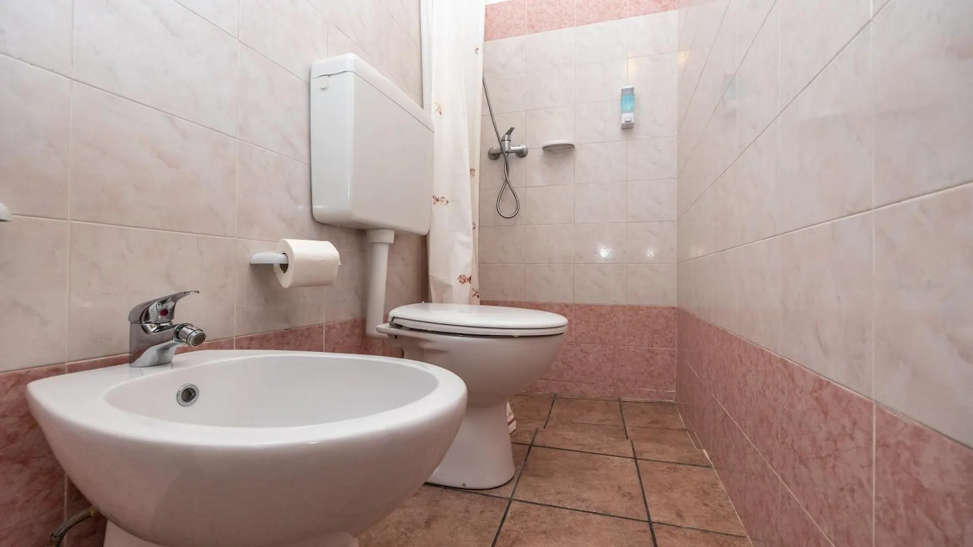 Antica Dimora Marinelli Hotel Ficarra 0*,