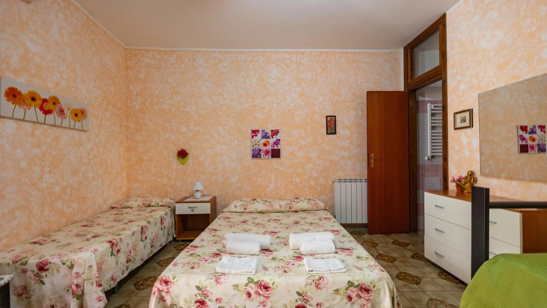 Antica Dimora Marinelli Hotel Ficarra 0*,  Italy